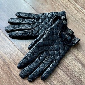 Banana Republic Leather Quilted Gloves Size S